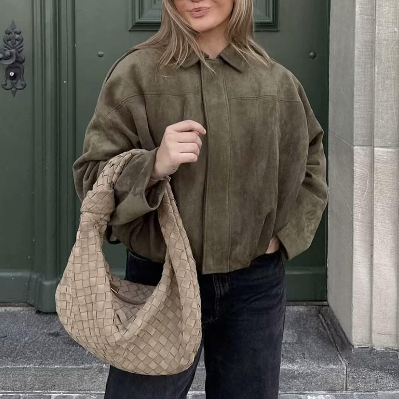 Alicja – Stylowa Kurtka Bomberka z Imitacji Zamszu