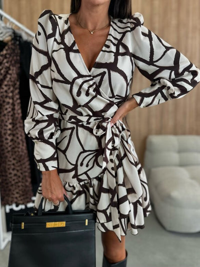 Diana - Elegancka Kwiatowa Sukienka