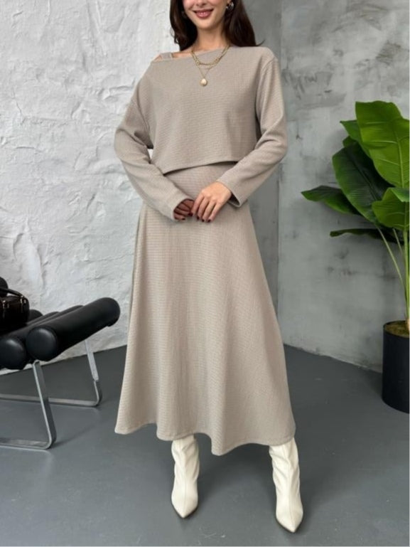 Marina – Luźny Komplet z Bluzką i Sukienką Midi