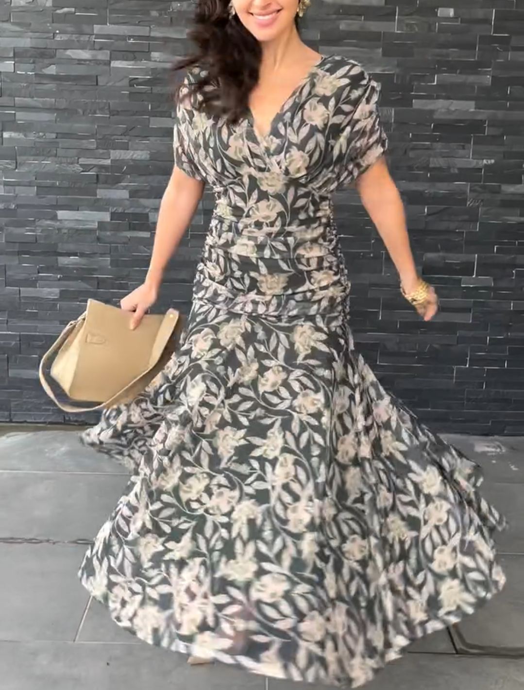 Henny – Rozkloszowana sukienka