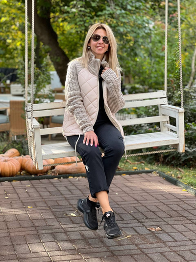 Nora – Patchworkowy Dzianinowy Płaszcz